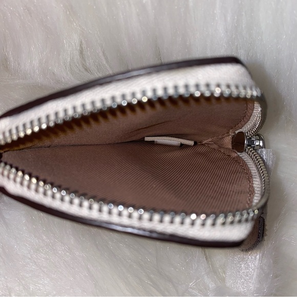 Coach 🍒 Cherry print keychain heart New bag charm - Picture 7 of 13